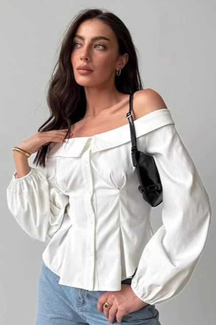 Off Shoulder Boat Neck Blouse - Image 2