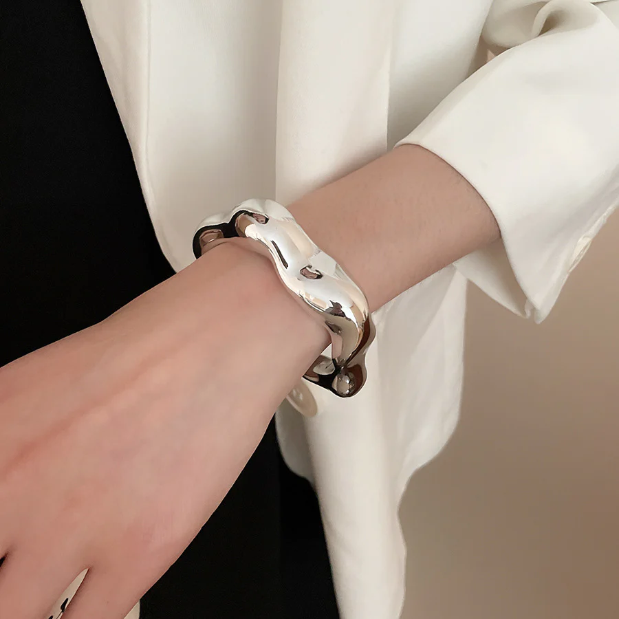 Asymmetrical Twisted Open Cuff Bracelet - Image 13