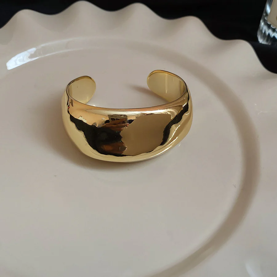 Asymmetrical Twisted Open Cuff Bracelet - Image 7