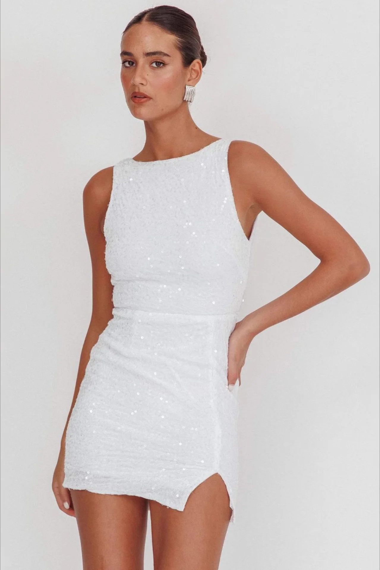 Backless Sleeveless Sequin Mini Dress - Image 5