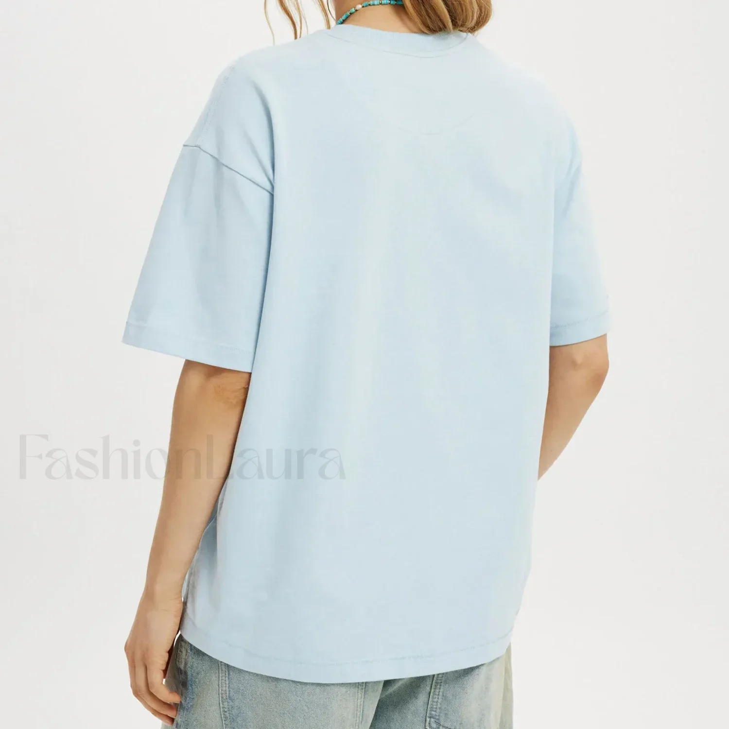 Bow Letter Number Pattern T-Shirt - Image 3