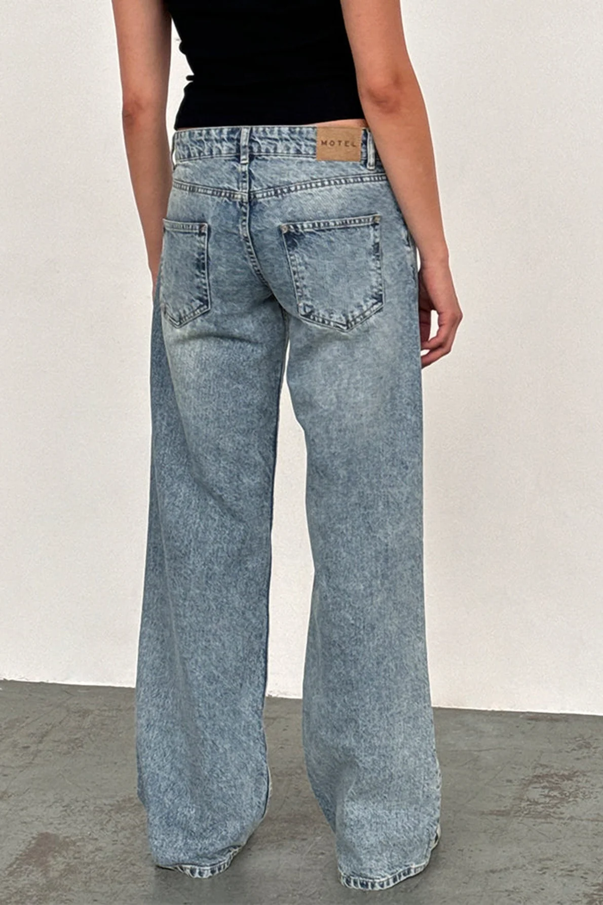 Classic Relaxed Fit Straight Leg Jeans - Image 19