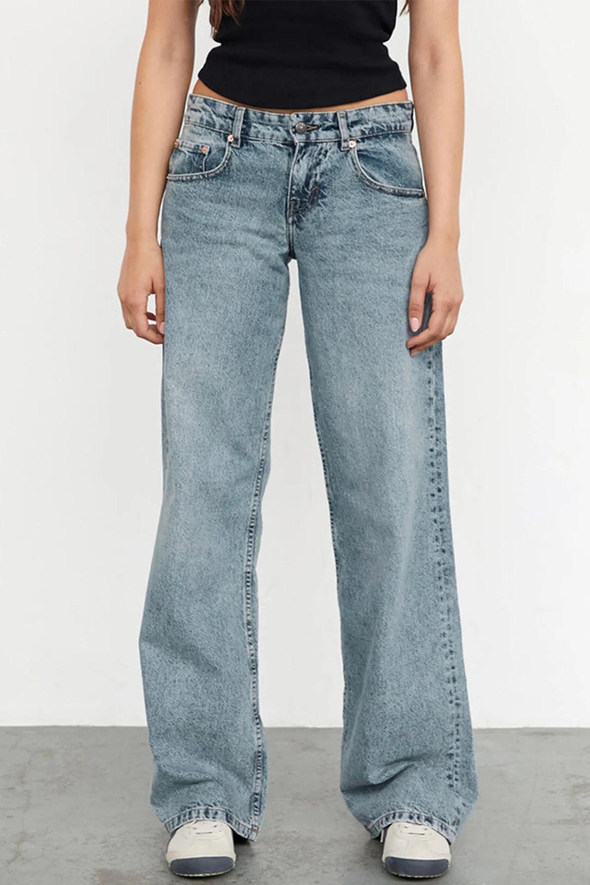 Classic Relaxed Fit Straight Leg Jeans - Image 21