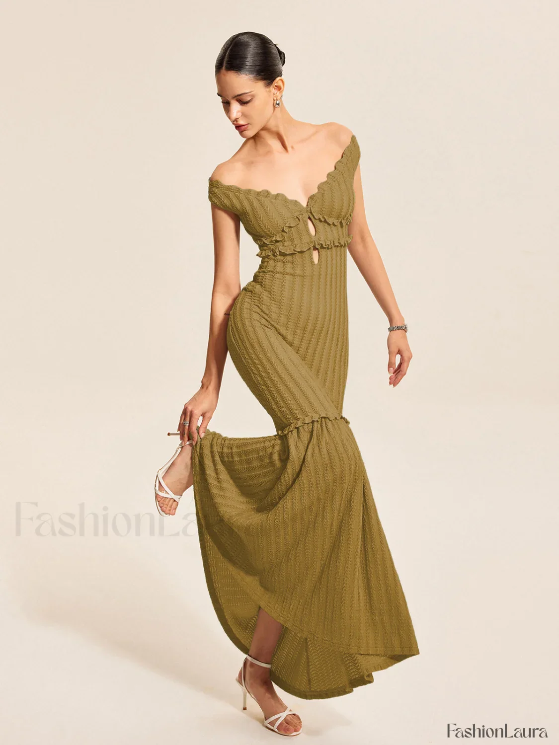 Off-Shoulder Ruffle Detail Dress - Image 31