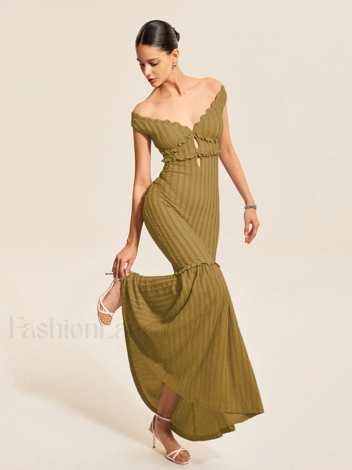 Off-Shoulder Ruffle Detail Dress - Image 6