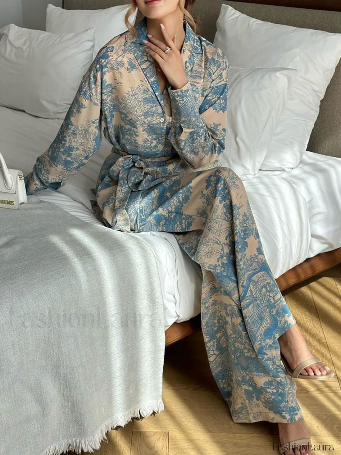 Printed Tie Up Pants Set - Image 6