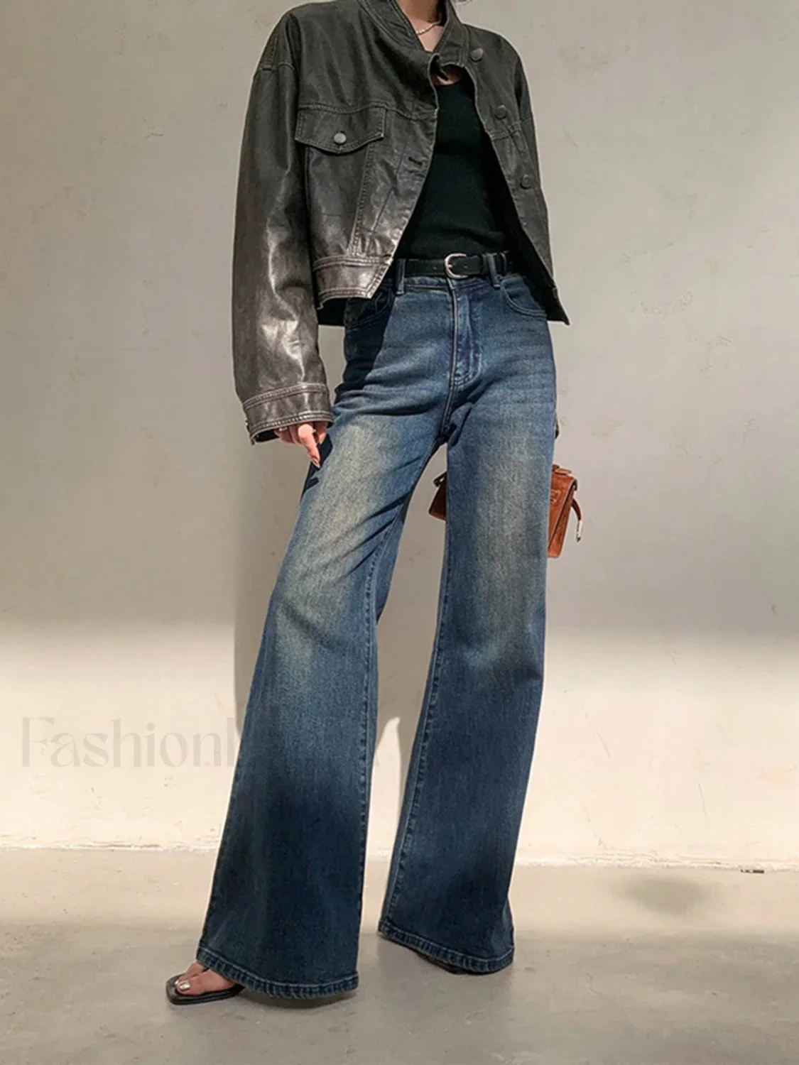 Vintage Low Rise Washed Wide Leg Jeans - Image 14
