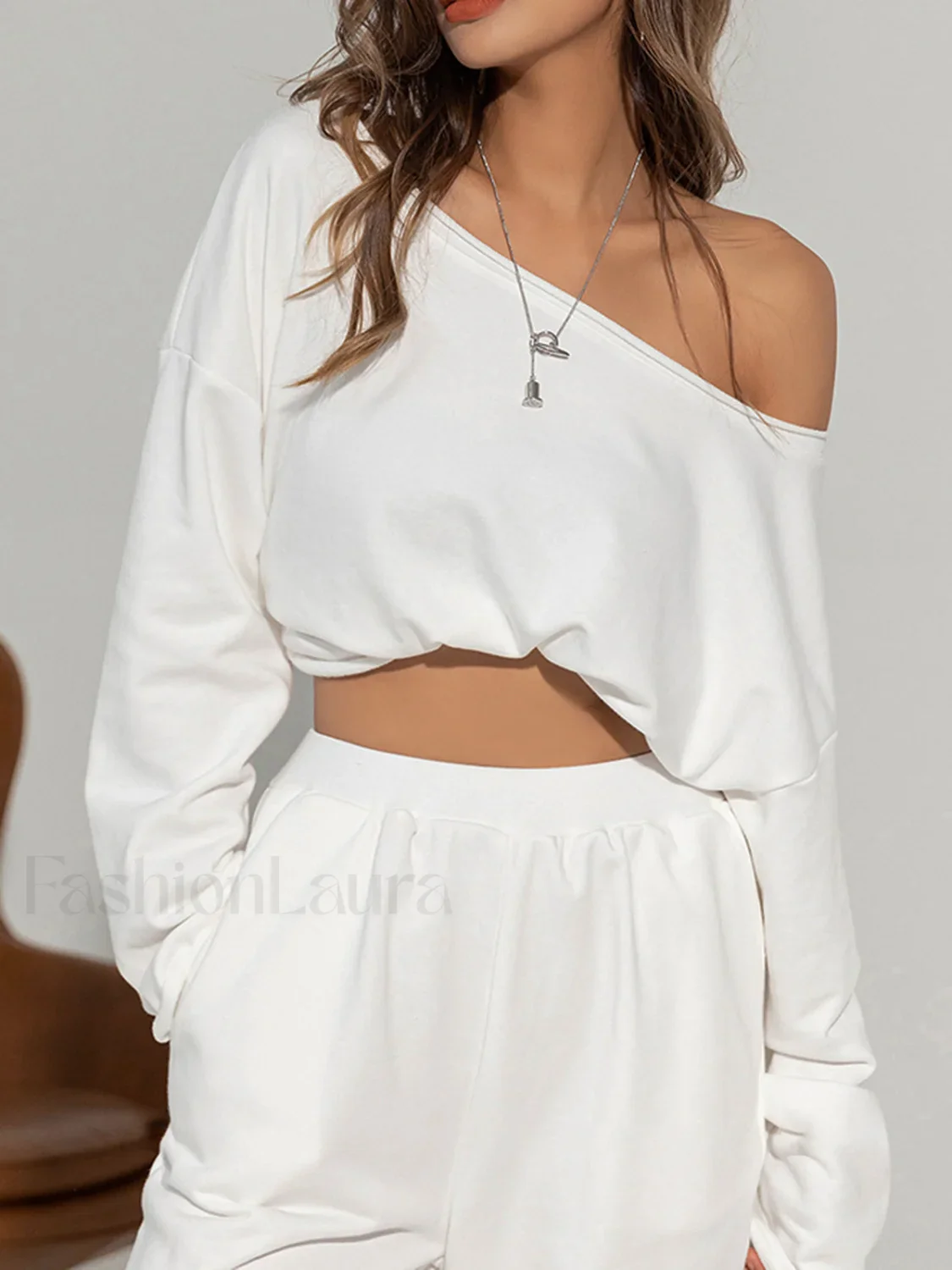 Asymmetrical Off Shoulder Solid Sweatshirt - Image 11