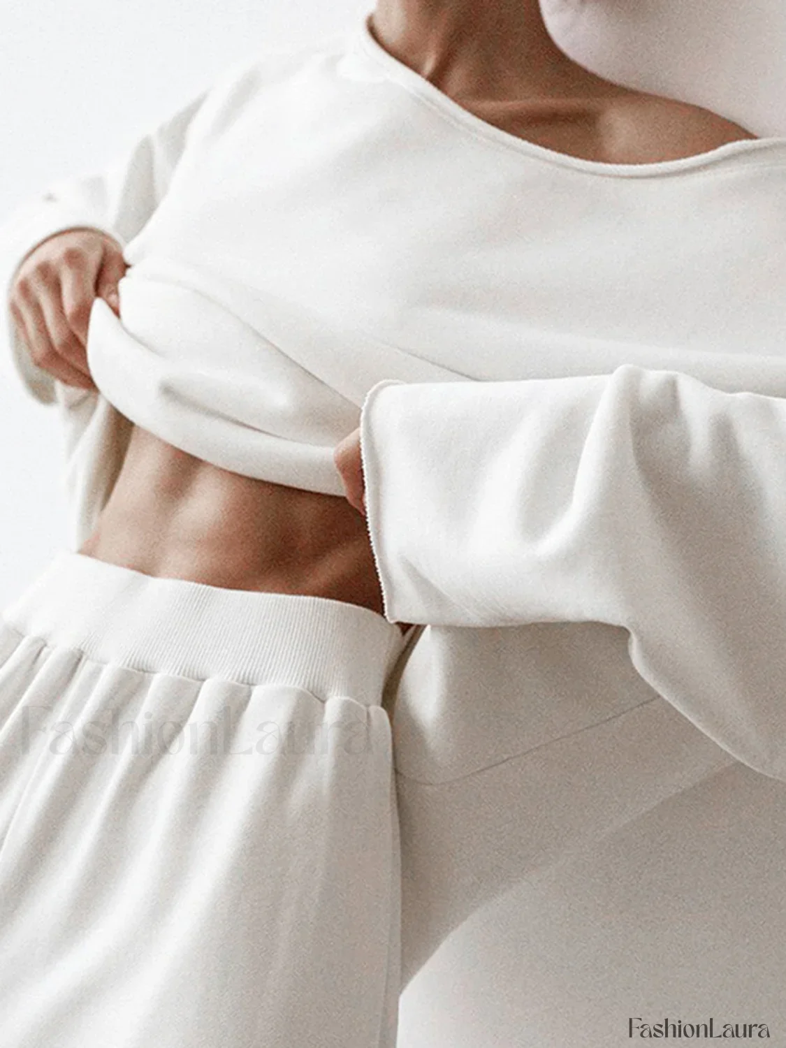 Asymmetrical Off Shoulder Solid Sweatshirt - Image 16