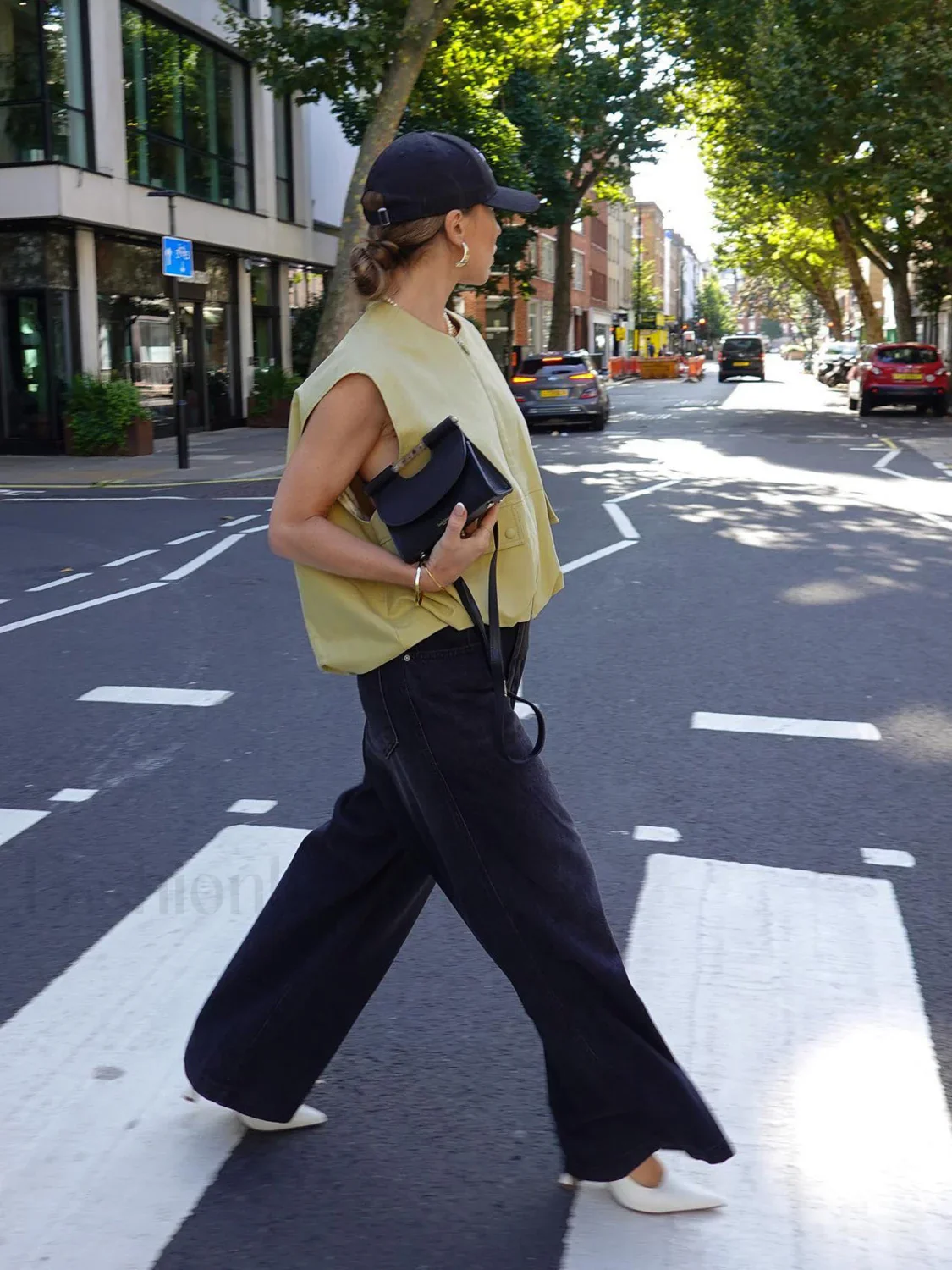 Leisure Street Vest - Image 2