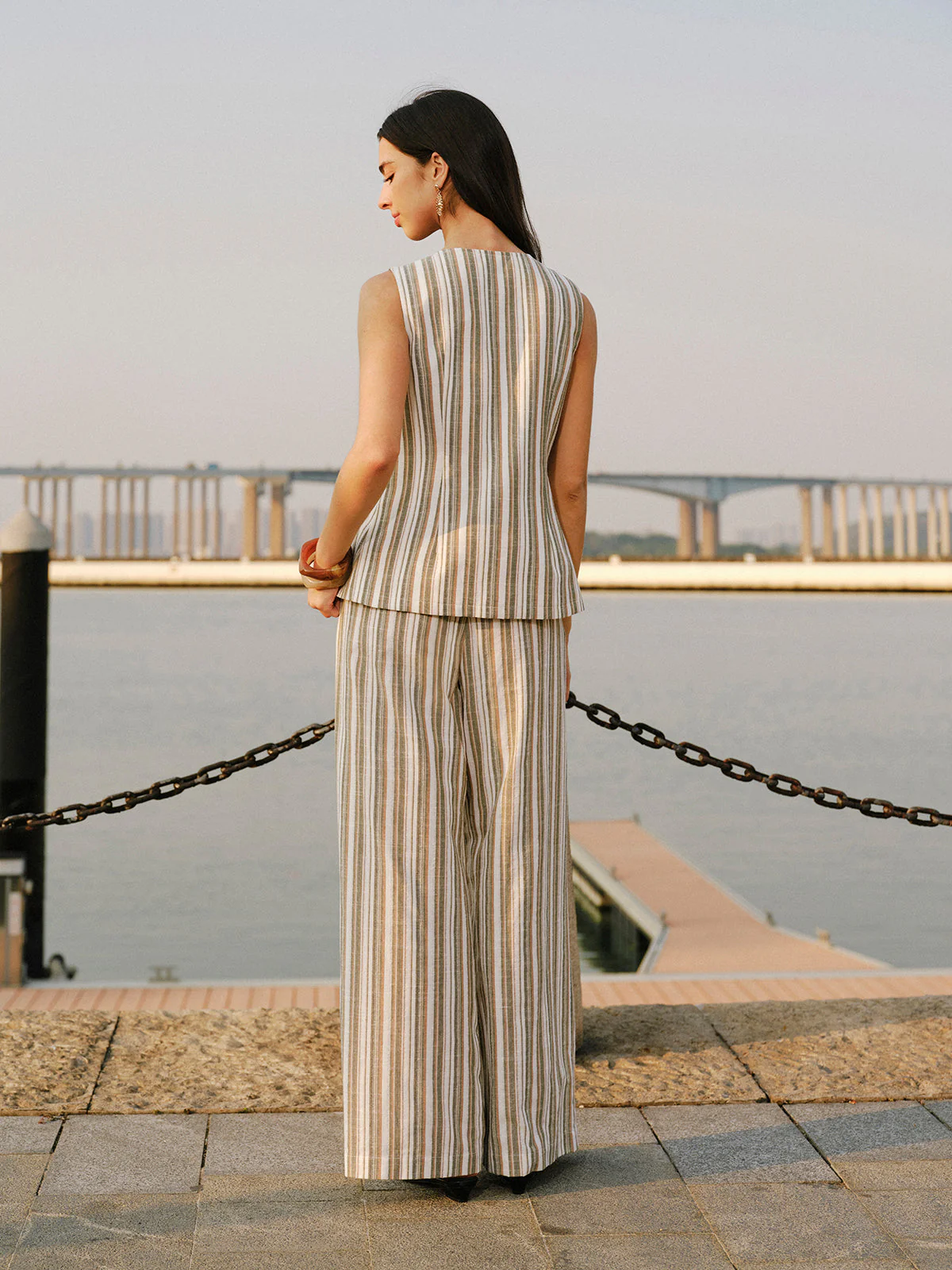 Linen & Cotton Metal Detail V- Neck Striped Vest - Image 3