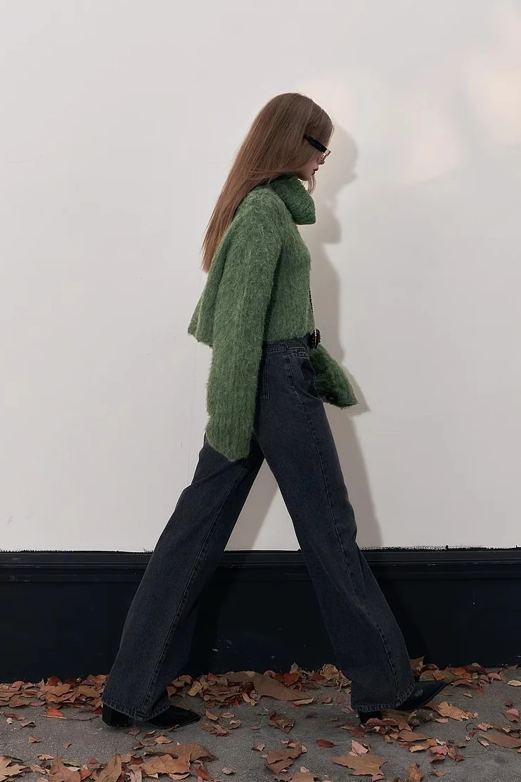 Cropped High Neck Pullover Sweater - Image 6