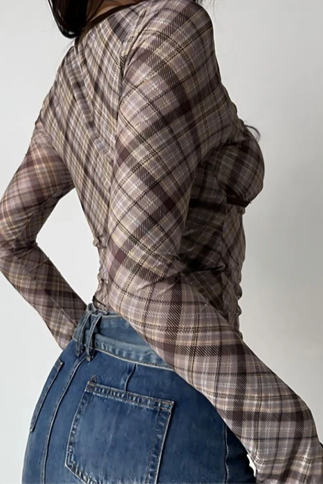 Deep V Neck Plaid Bodycon Cropped Long Sleeve Tee - Image 5