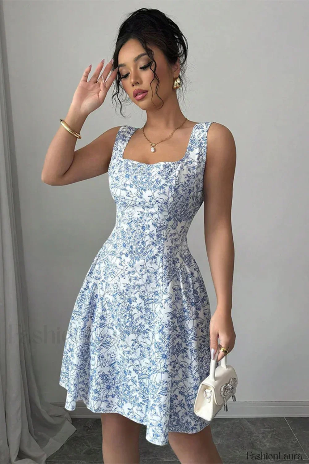 Elegant Floral Backless Design Floral Dress - Image 6