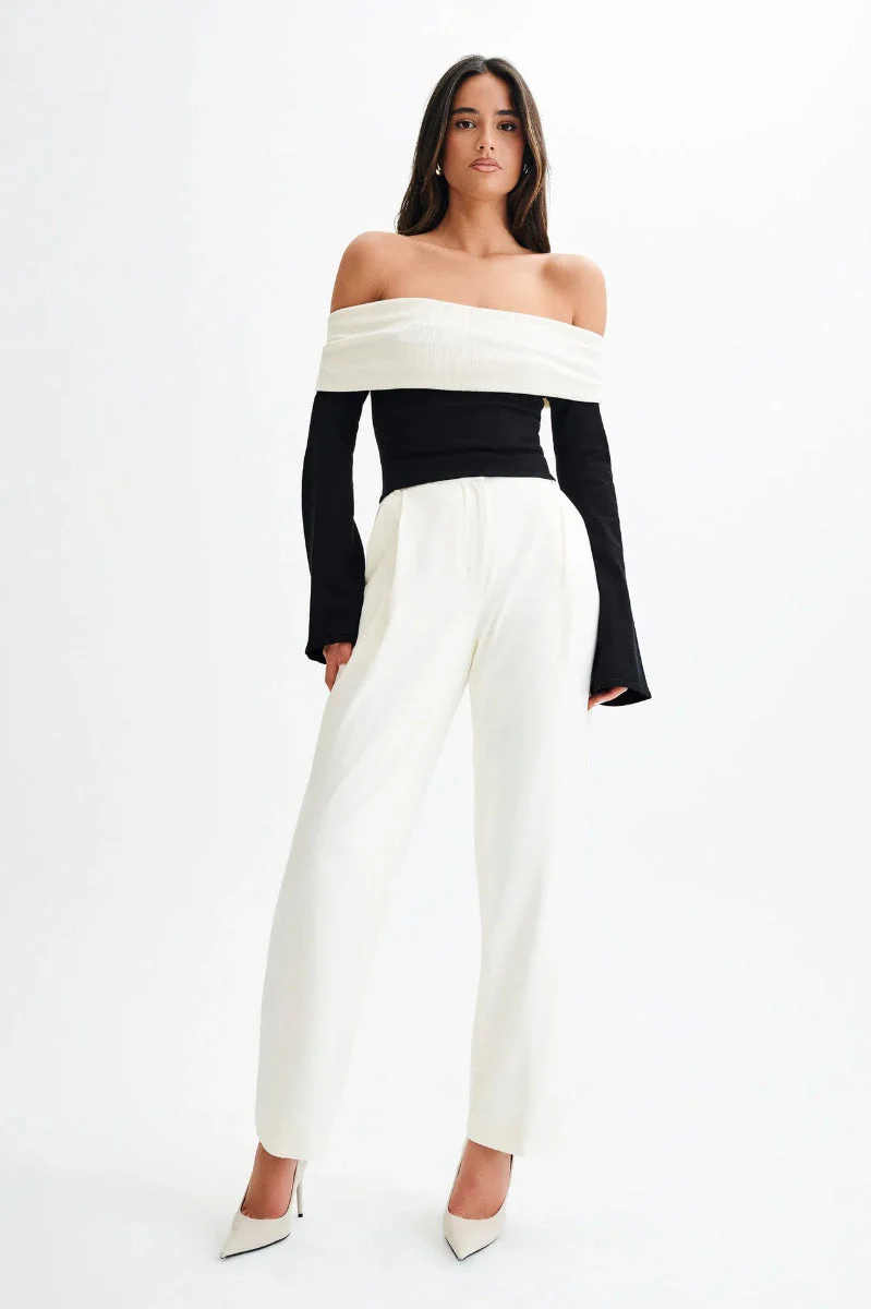 Elegant Off Shoulder Knit Sweater - Image 4