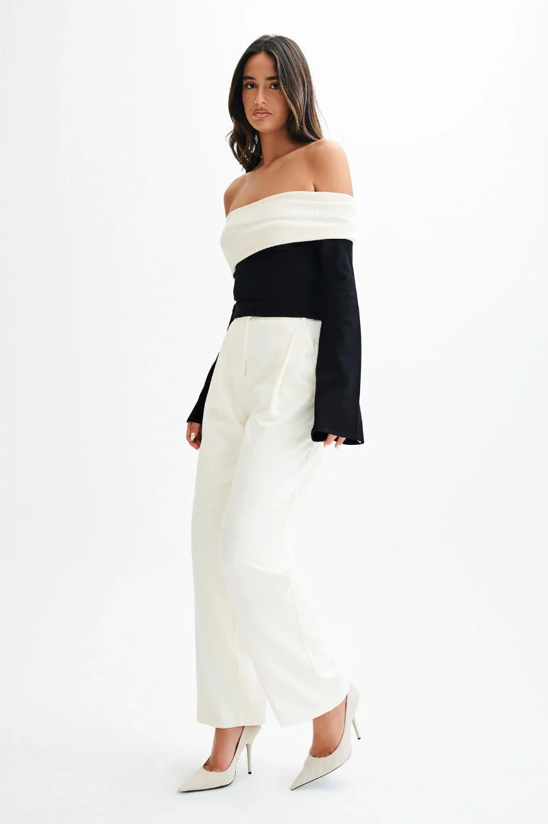 Elegant Off Shoulder Knit Sweater - Image 5
