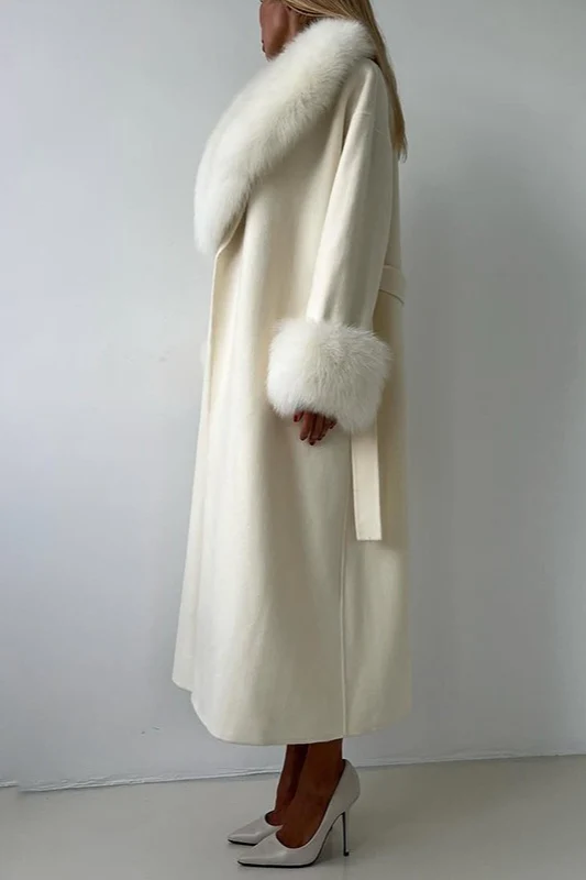 Elegant Oversized Fur Trim Overcoat - Image 5