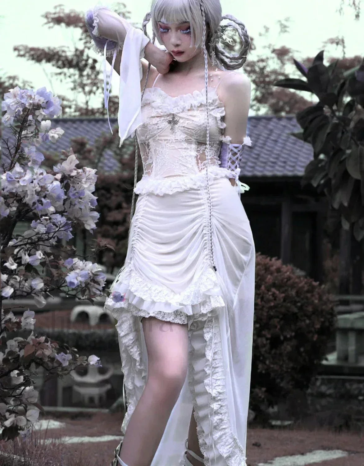 White Gothic Rope Lace Flying Sleeve Party Dress