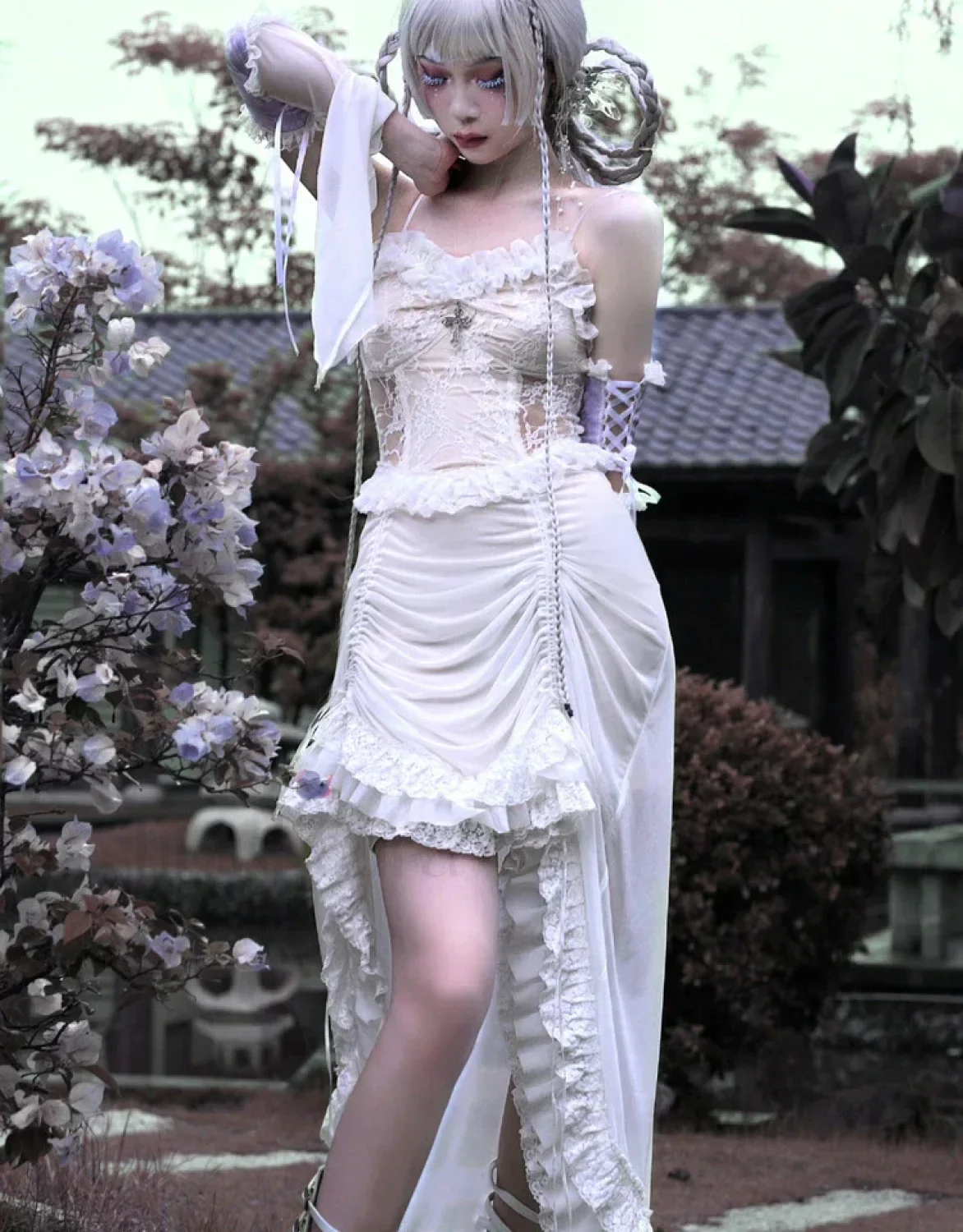 White Gothic Rope Lace Flying Sleeve Party Dress - Image 18