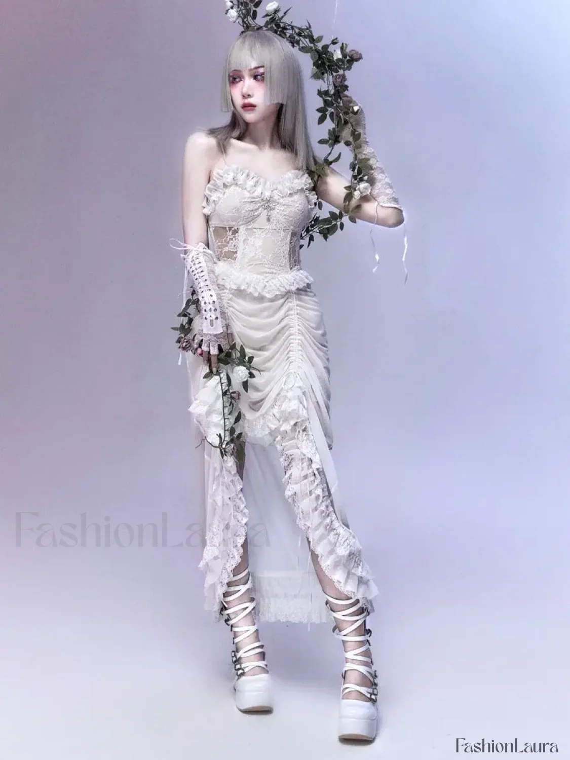 White Gothic Rope Lace Flying Sleeve Party Dress - Image 24