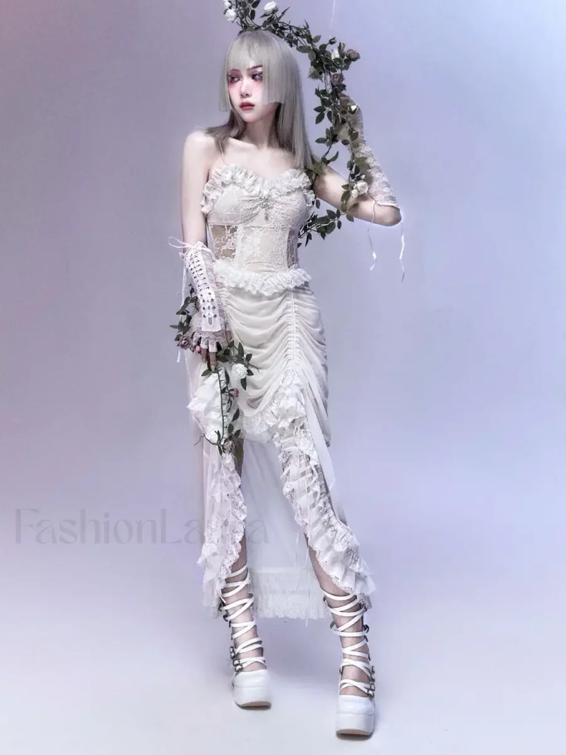 White Gothic Rope Lace Flying Sleeve Party Dress - Image 5