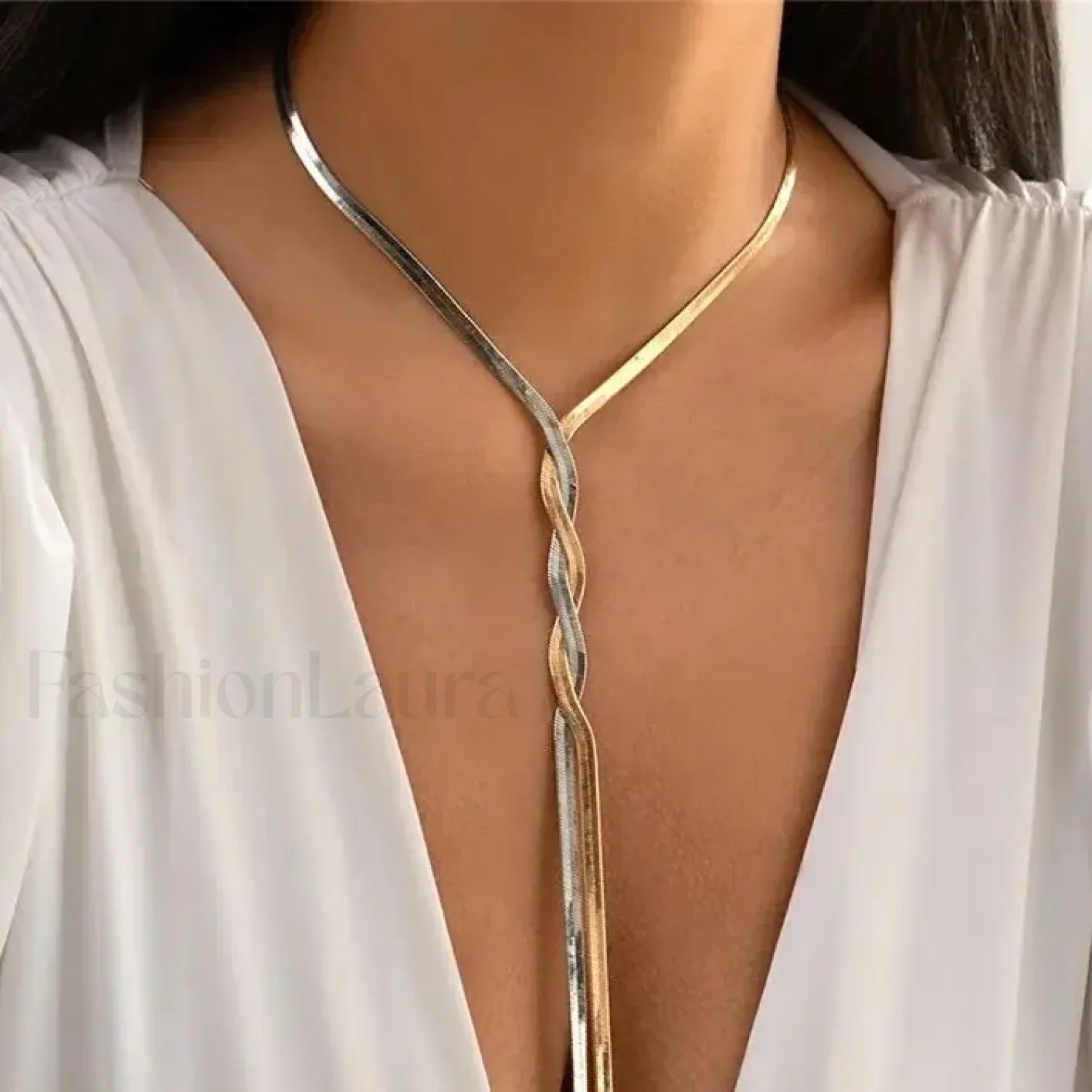 Adjustable Flat Temperament Weave Link Chest New Necklace - Image 3