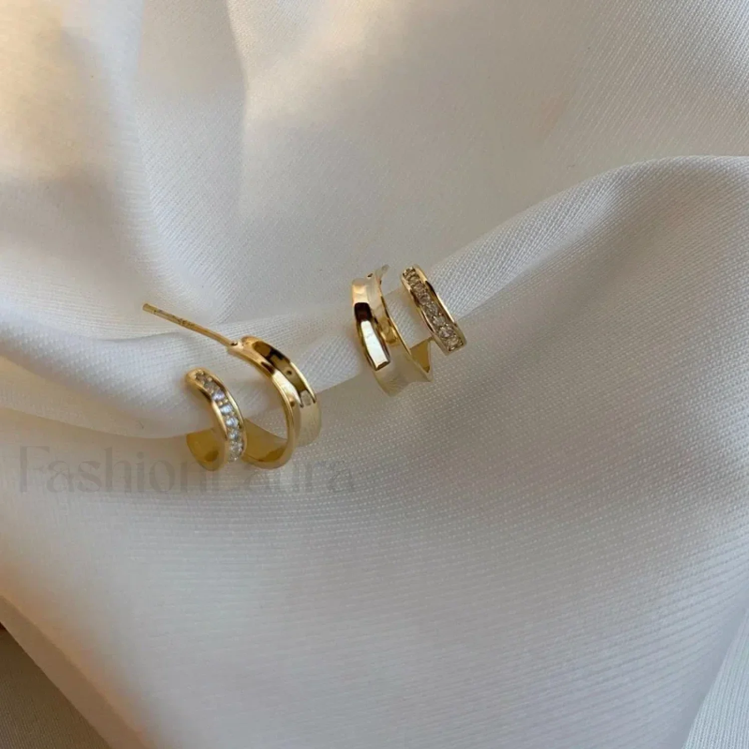 Bright Crystal Luxury Korean Unusual Claw Stud Irregular Pearl Earring - Image 12