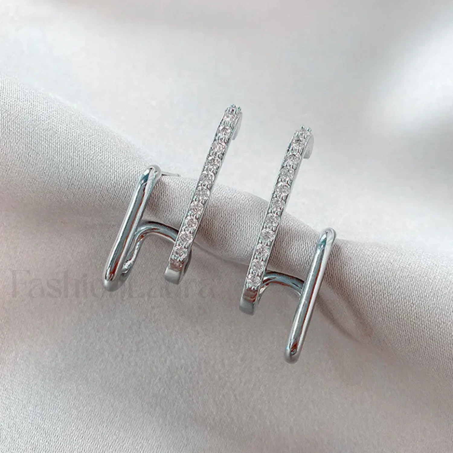 Bright Crystal Luxury Korean Unusual Claw Stud Irregular Pearl Earring - Image 50