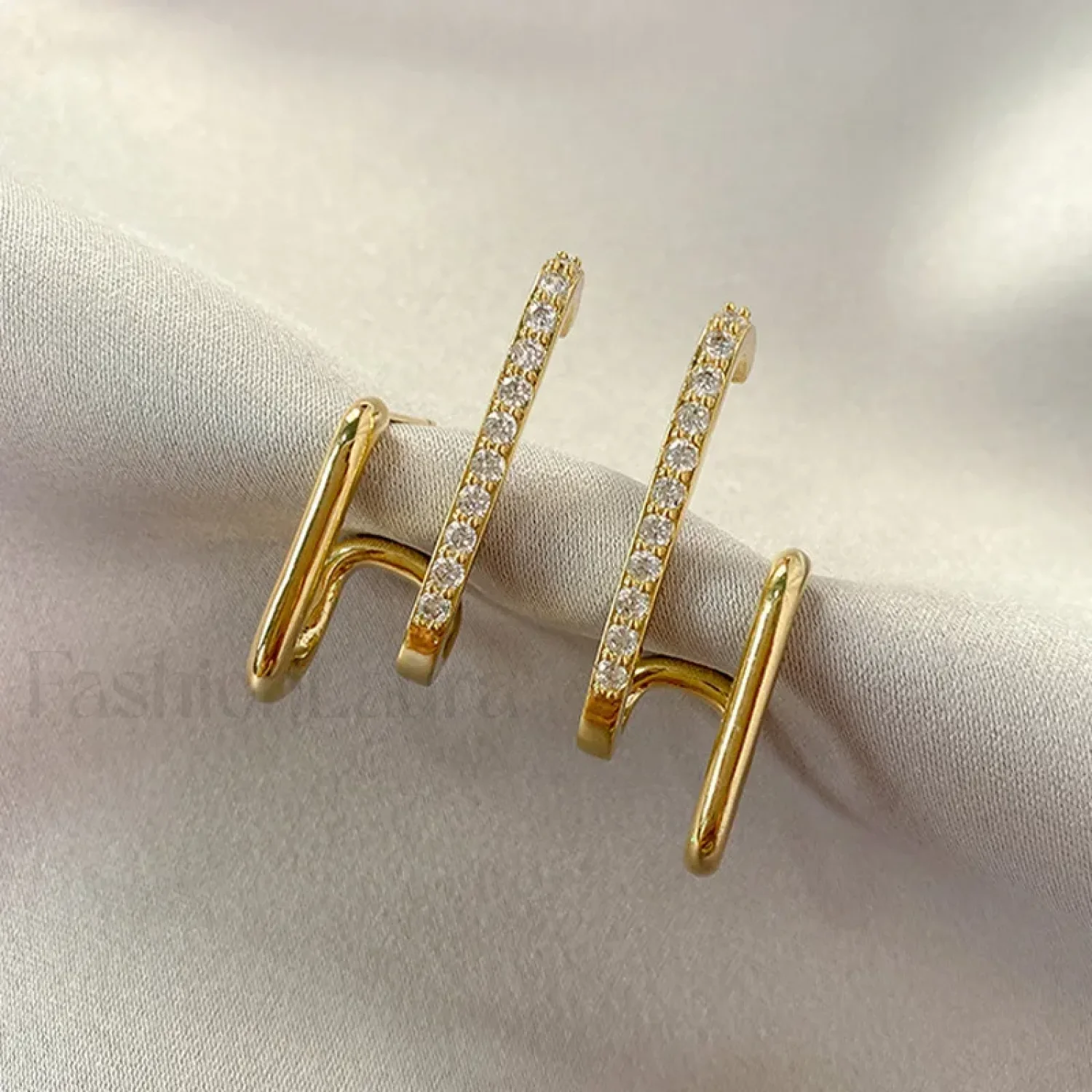 Bright Crystal Luxury Korean Unusual Claw Stud Irregular Pearl Earring - Image 51