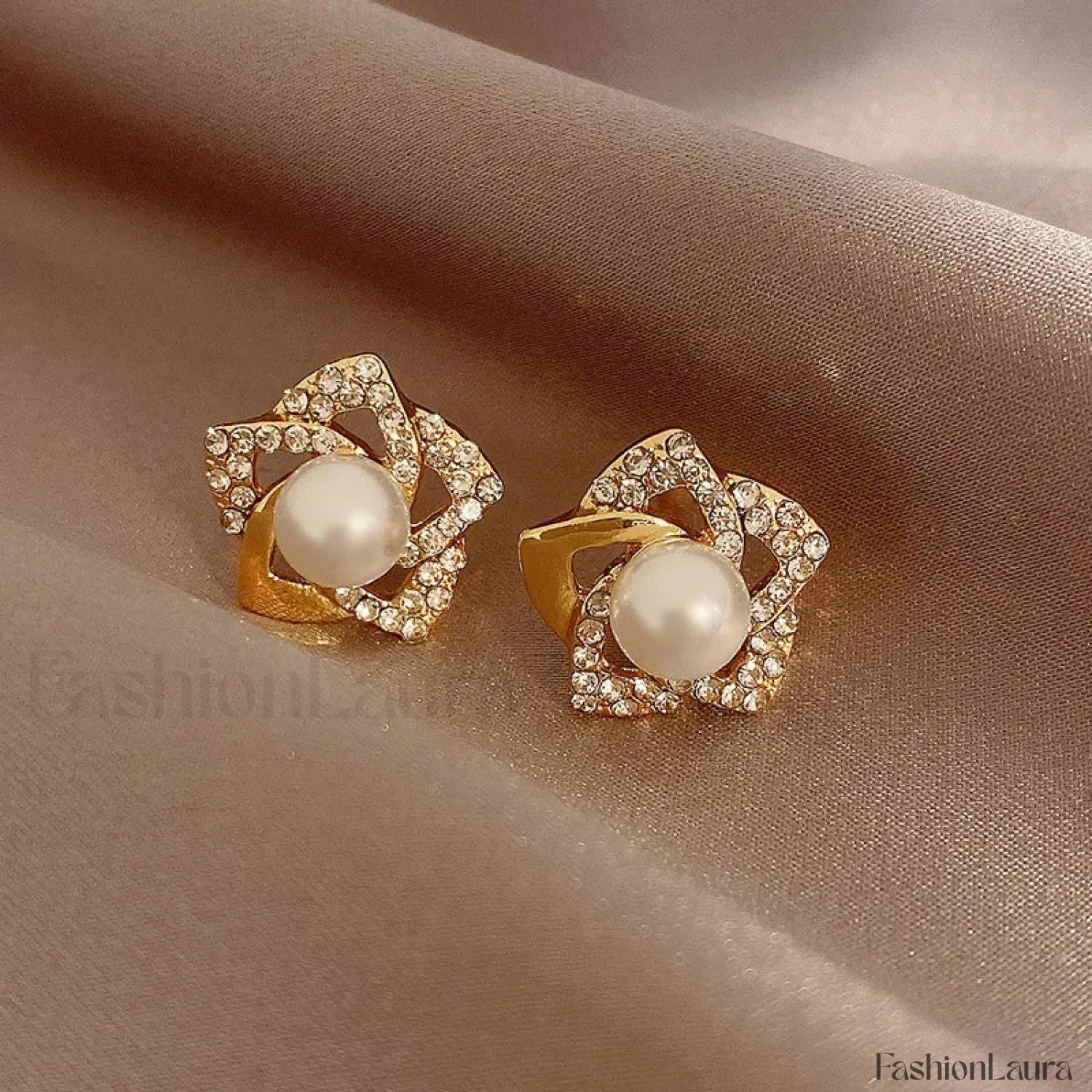 Bright Crystal Luxury Korean Unusual Claw Stud Irregular Pearl Earring - Image 53