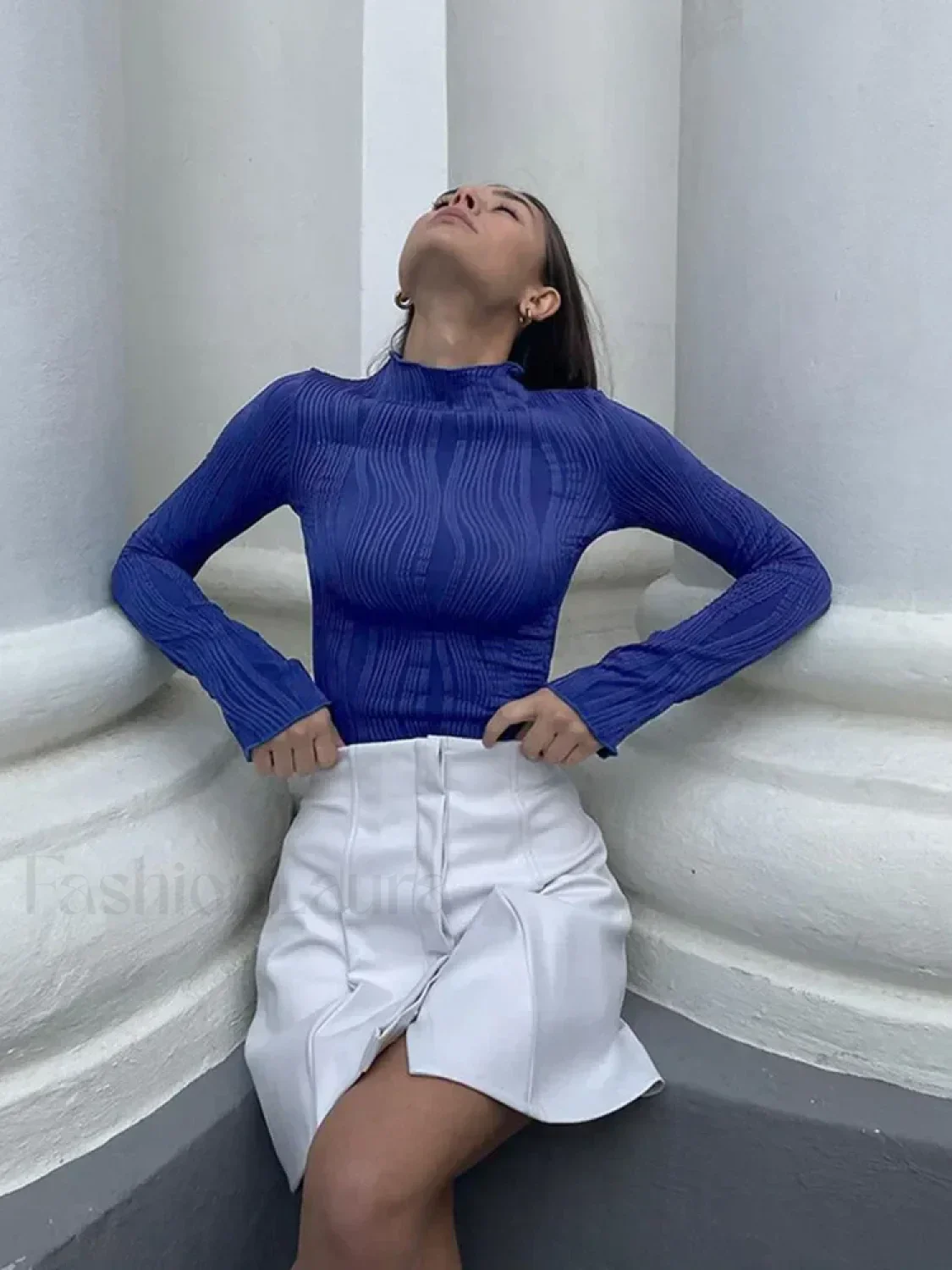 Chic Jersey Turtleneck Long Sleeve Tee - Image 11