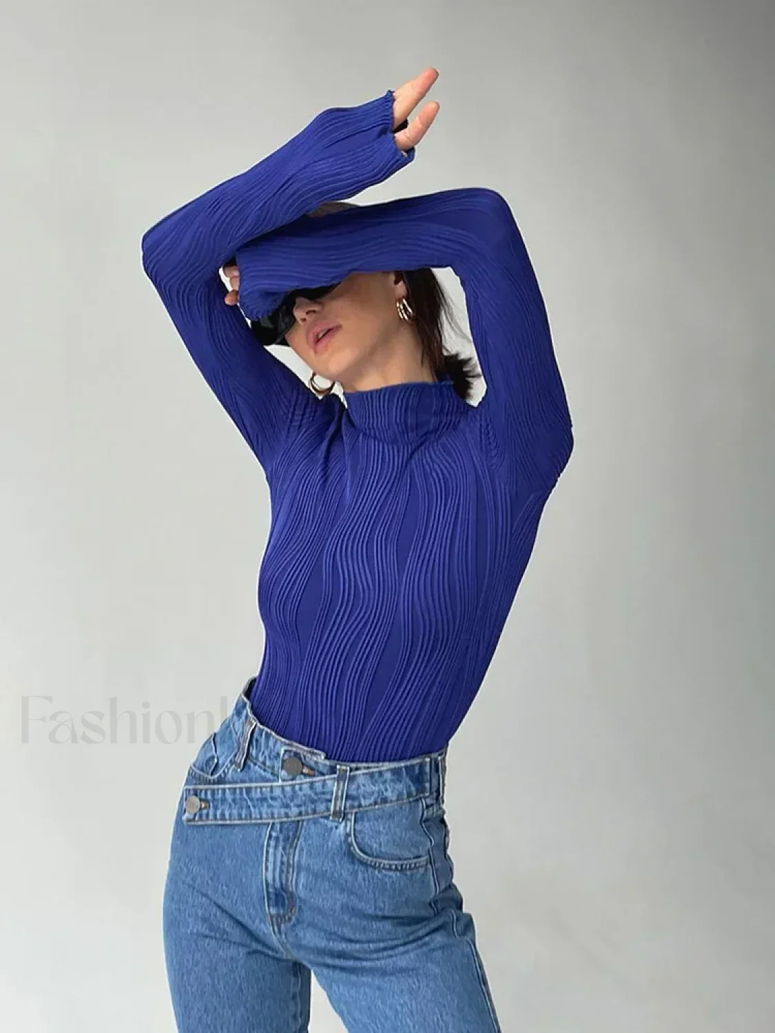Chic Jersey Turtleneck Long Sleeve Tee - Image 12