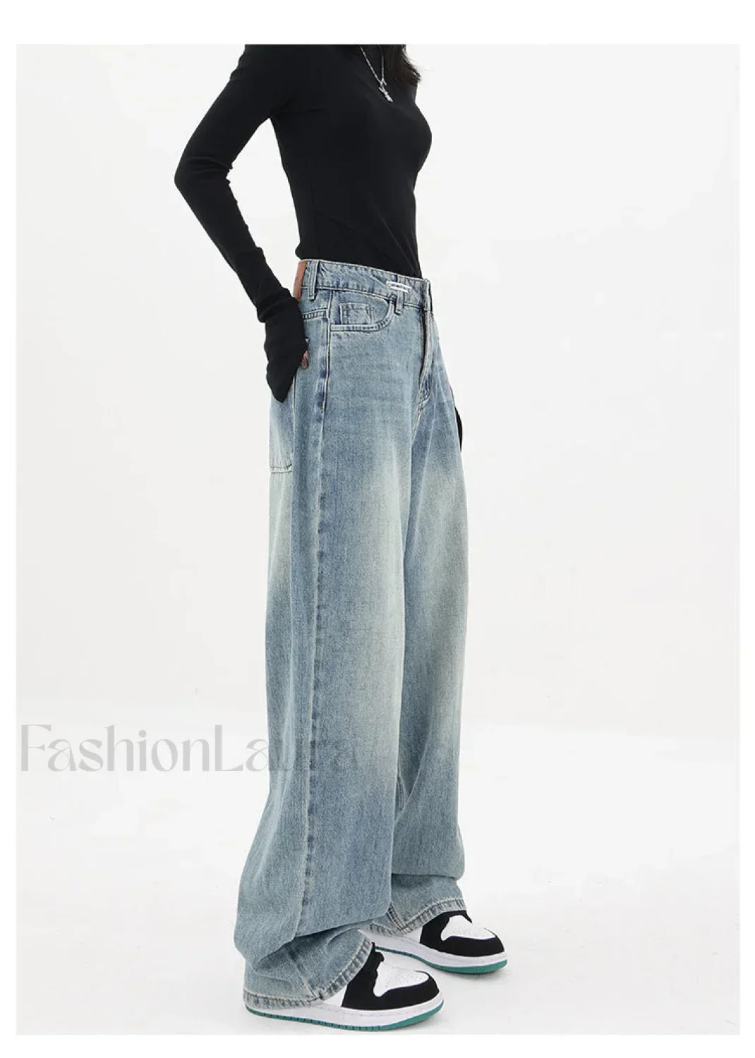 Light Blue Wash Trendy Baggy Boyfriend Jeans - Image 2