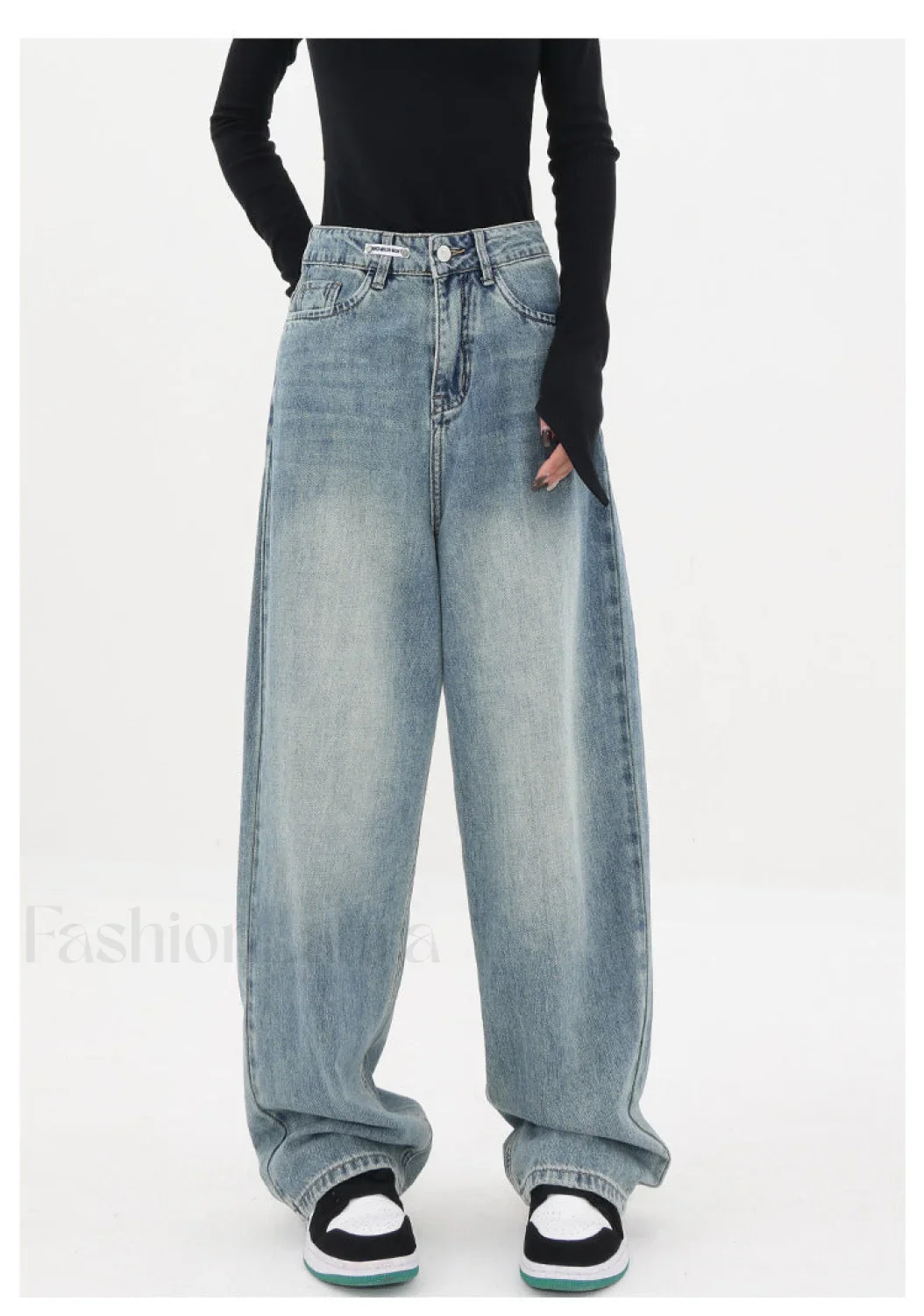 Light Blue Wash Trendy Baggy Boyfriend Jeans - Image 4