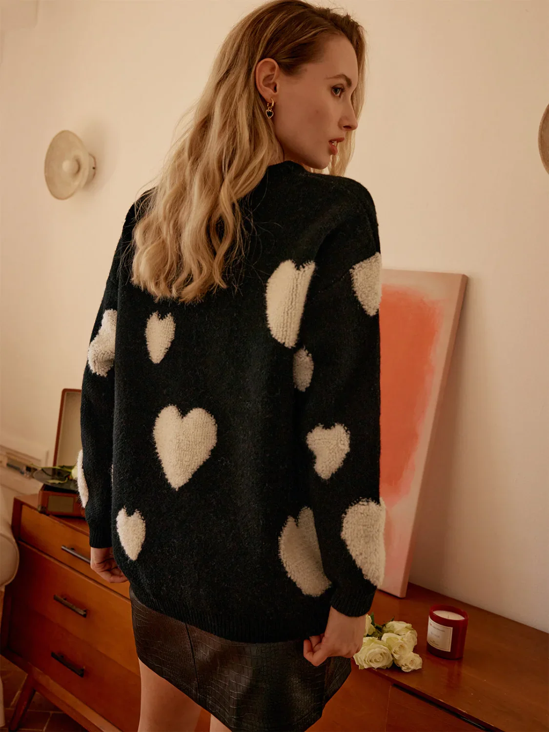 Knit Heart Pattern Trendy Crew Neck Sweater - Image 5