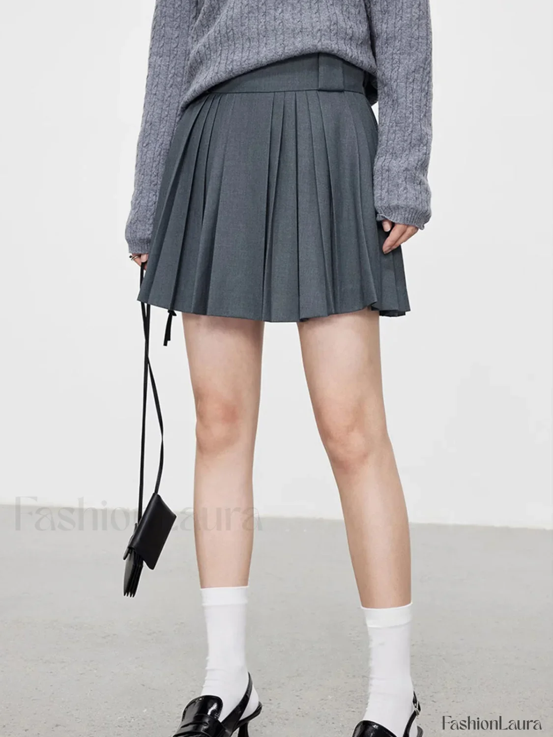 Pleated Solid Graceful Mini Skirt - Image 10