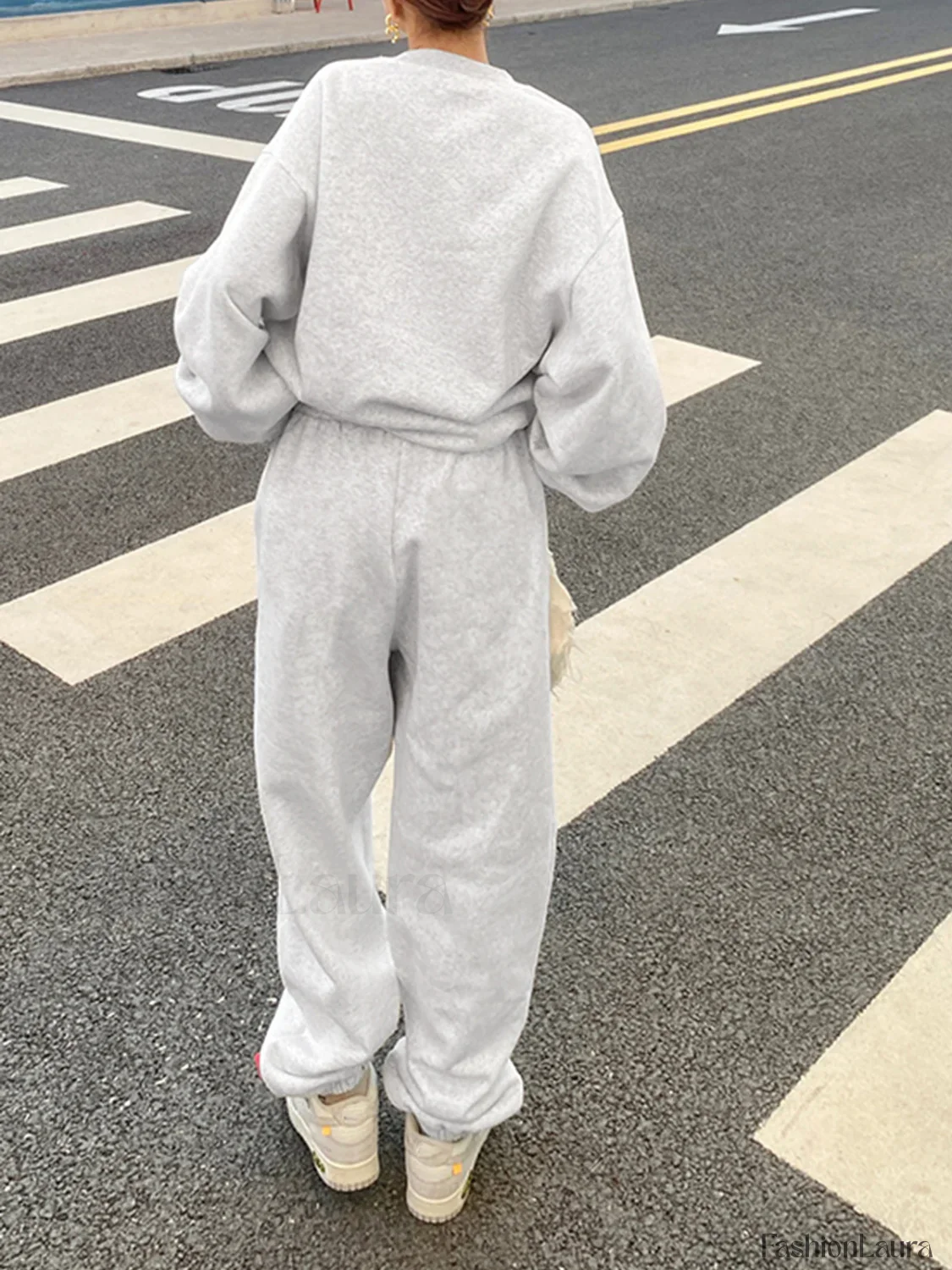 Minimalism Oversized Two Piece Modern Long Sleeve Pants Set - Image 10