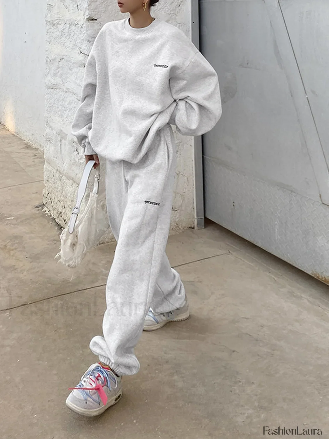 Minimalism Oversized Two Piece Modern Long Sleeve Pants Set - Image 12