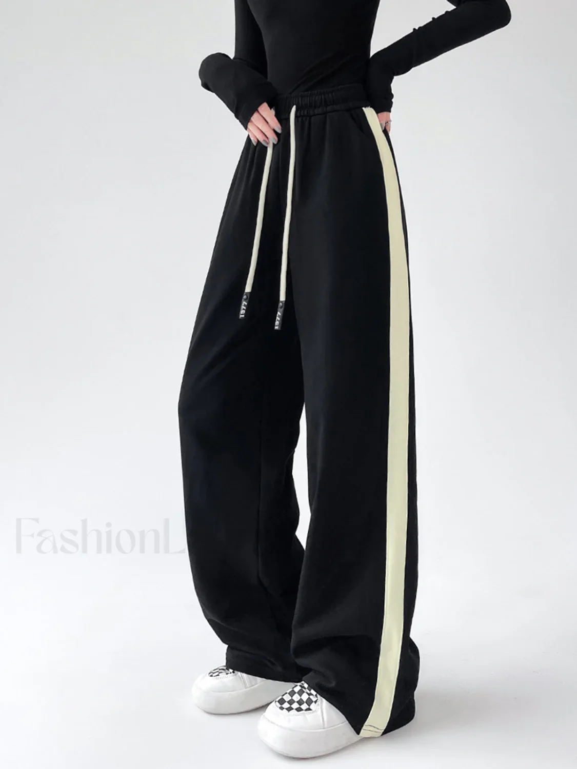Drawstring Contrast Trim Trendy Wide Leg Sweatpants - Image 10