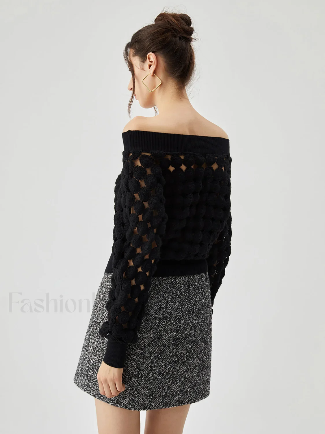 Crocheted Circle Hollow Trendy Off Shoulder Blouse - Image 5