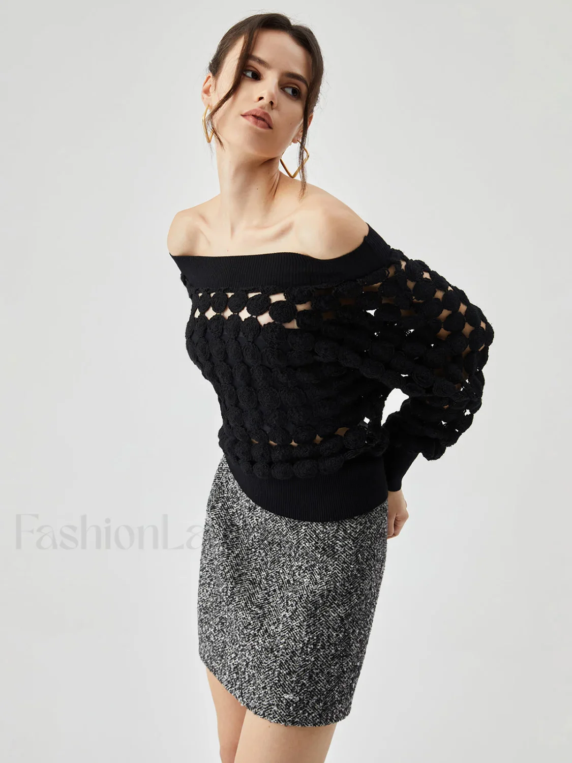 Crocheted Circle Hollow Trendy Off Shoulder Blouse - Image 9