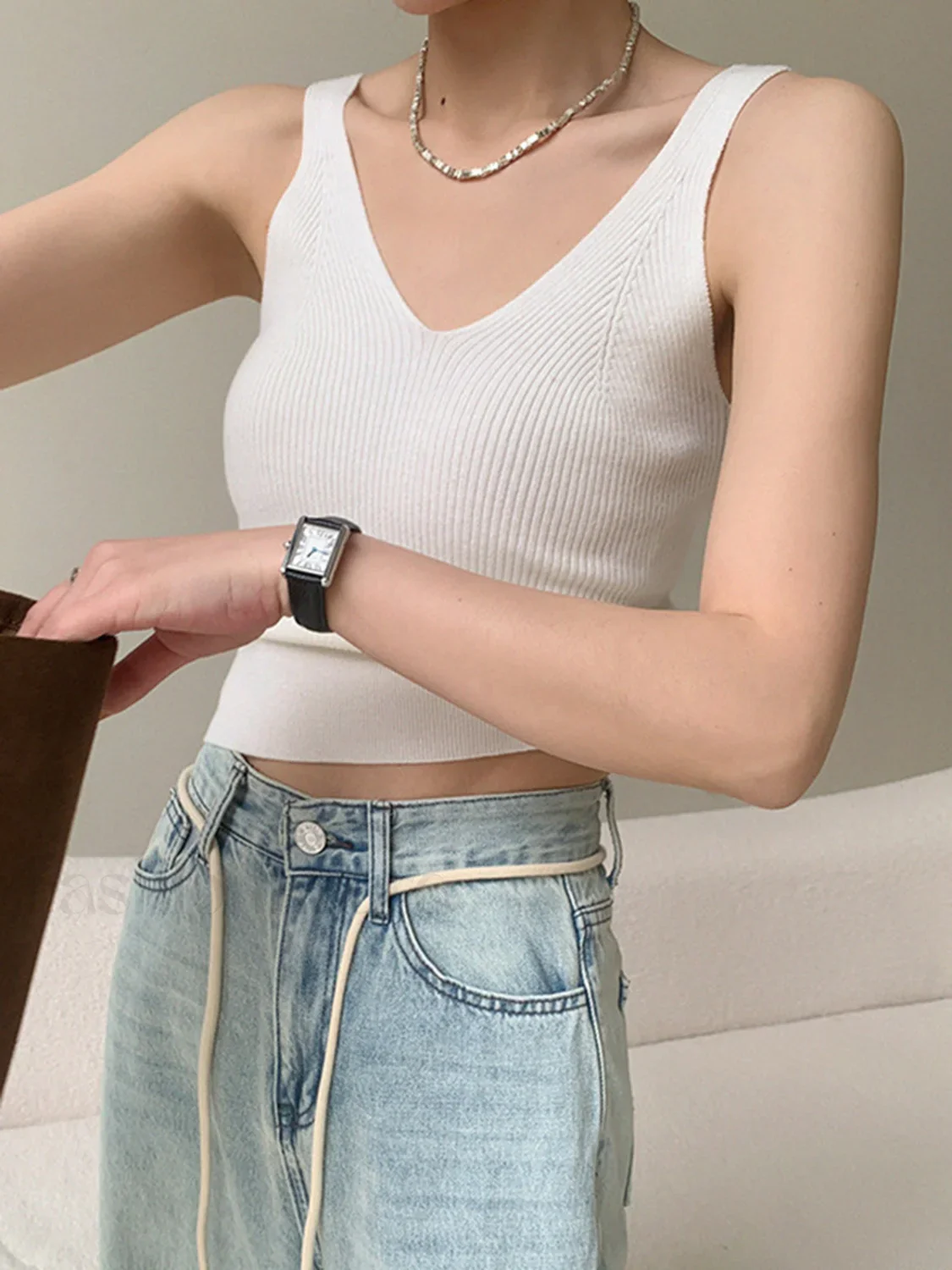 v-neck rib Graceful tank top - Image 7