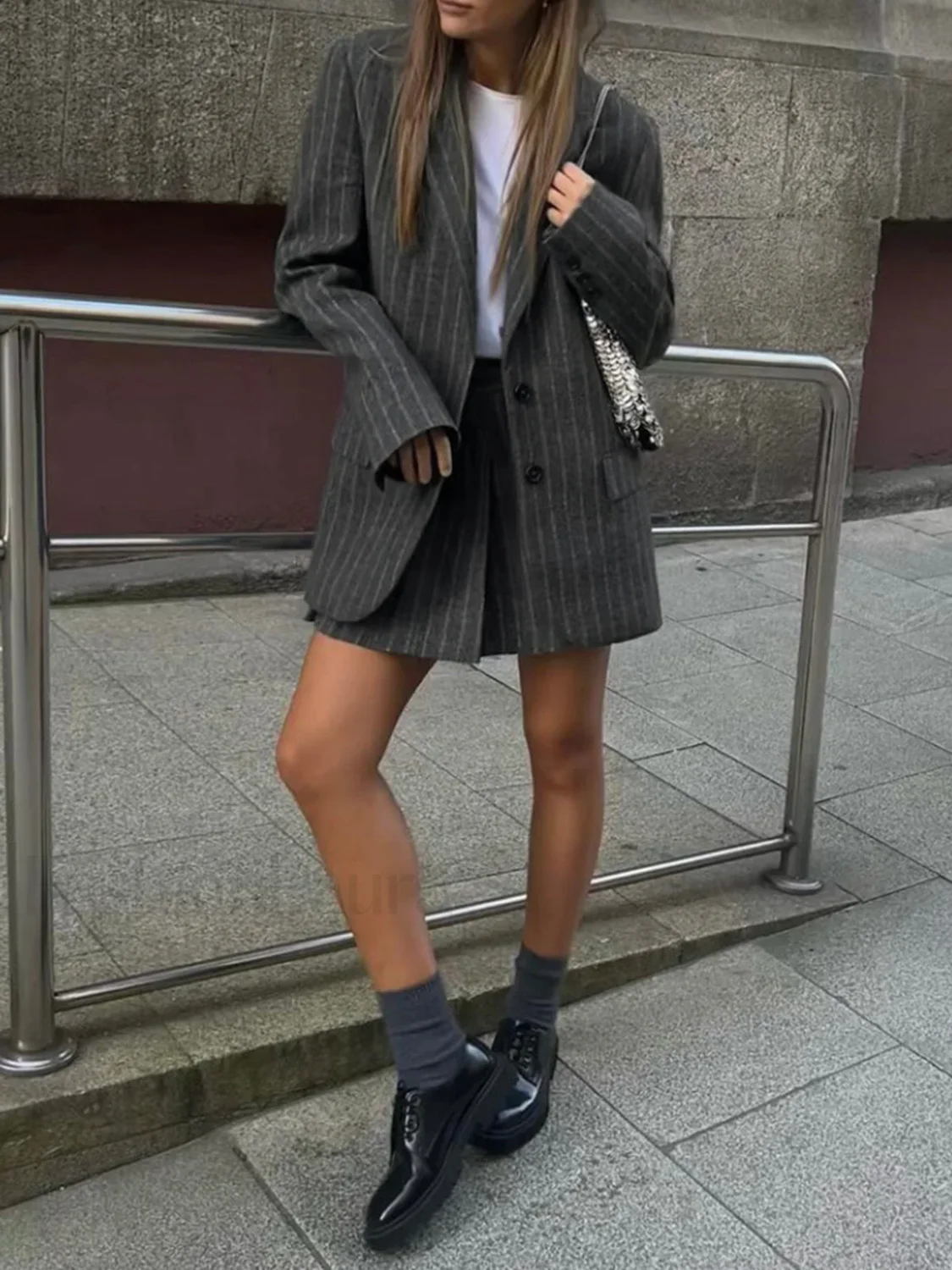 Stripe Pleated Graceful Mini Skirt - Image 8