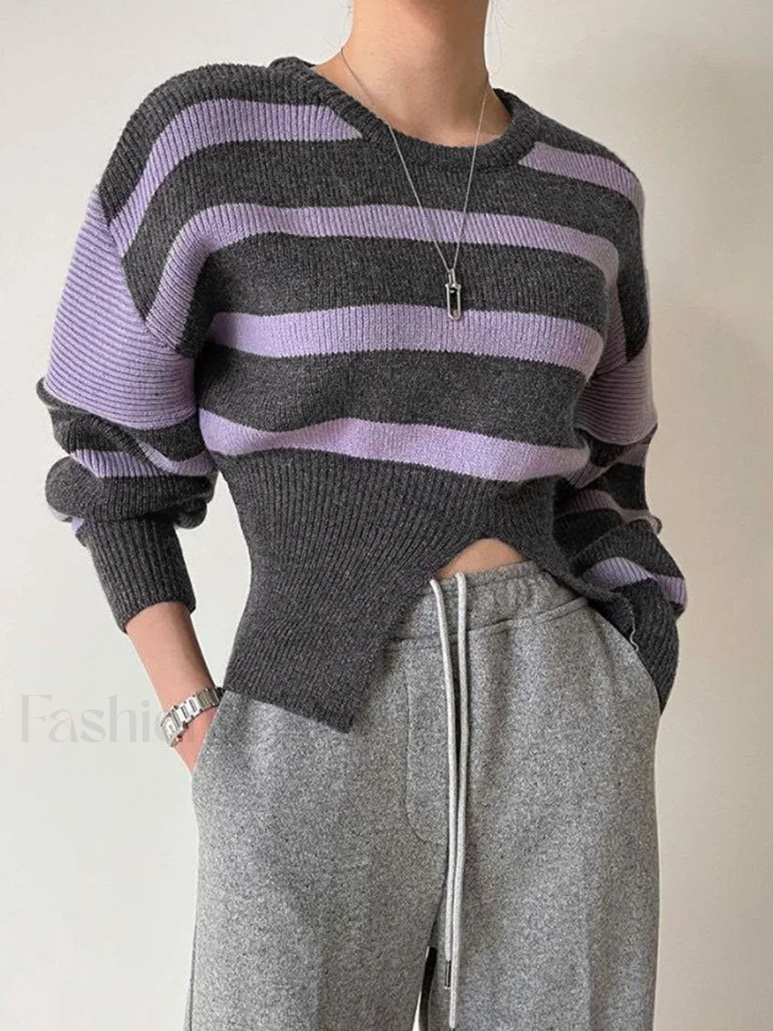 Stripe Asymmetric Graceful Notched Crop Sweater - Image 3