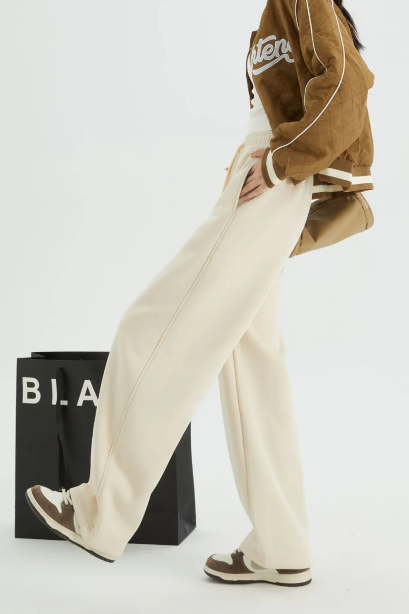 Fleece Lined Loose Fit Curved Knit Pants - Image 6