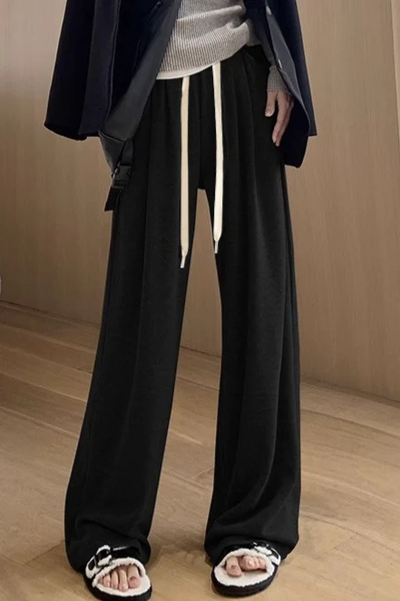 Plush Deep Gray Oversized Knit Pants - Image 8