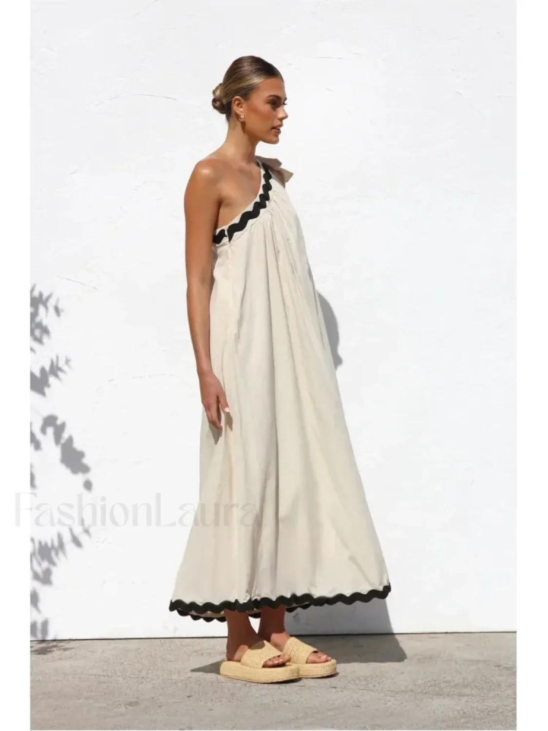 French Sloping-Shoulder Boho Dress - Image 13