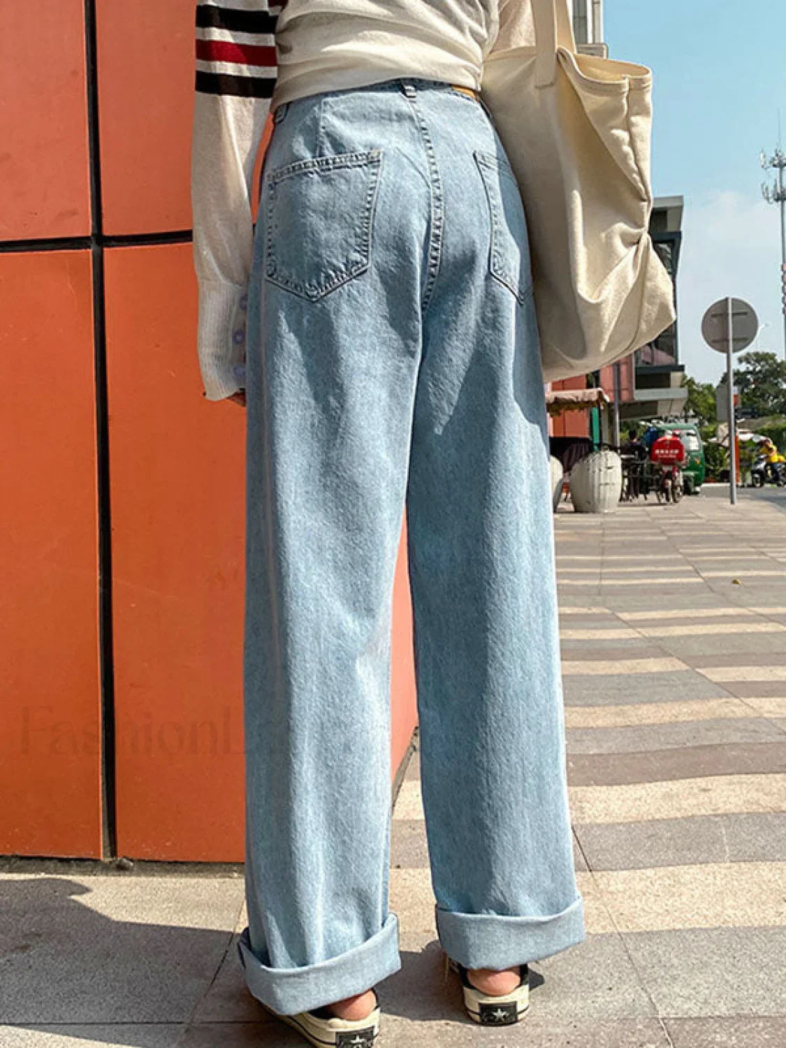 High Waist Baggy Boyfriend Jeans - Image 3