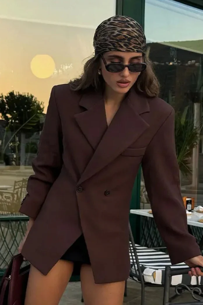 High-Waisted Button Blazer - Image 5