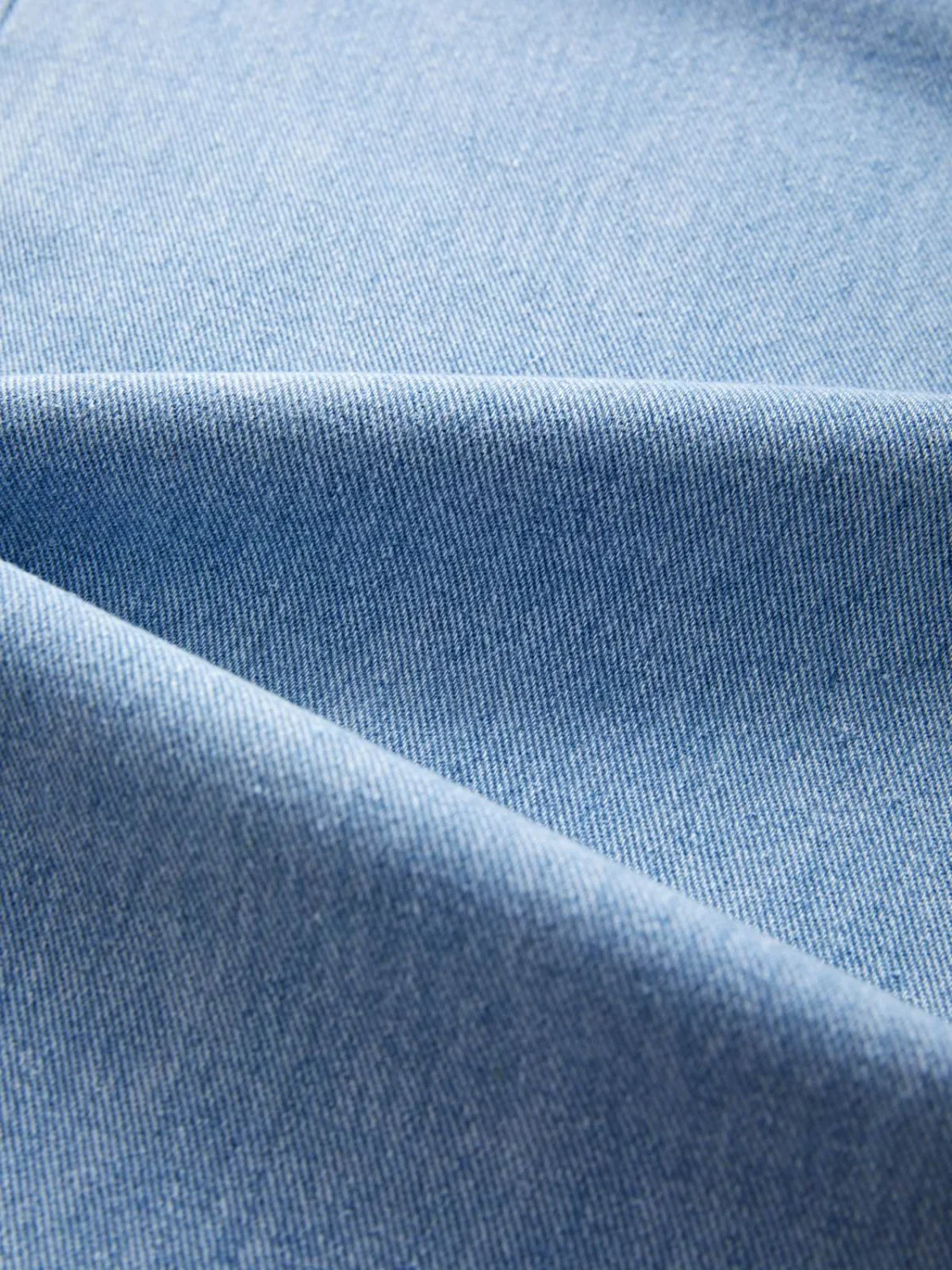 Light Wash Denim Boyfriend Jeans - Image 18